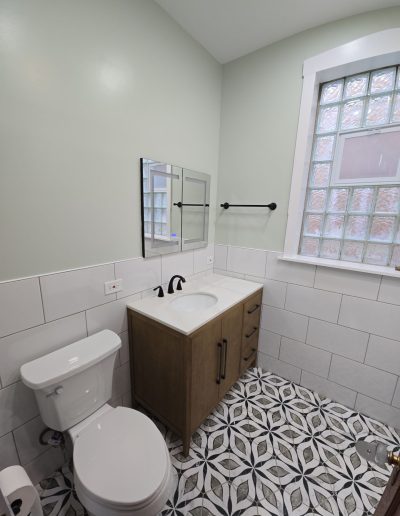 Bathroom renovation and rehab services in Edgewater, Chicago.